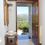 Διαμέρισμα With Parking Spaces Zrnovska Banja, Korcula - 9226 *