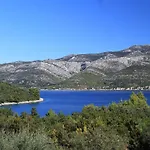 With Parking Spaces Zrnovska Banja, Korcula - 9226 Διαμέρισμα Zrnovo
