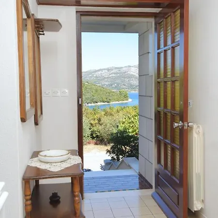 Апартаменты With Parking Spaces Zrnovska Banja, Korcula - 9226 *
