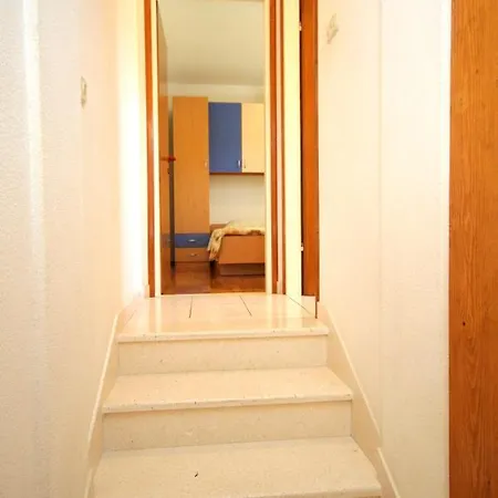 Apartamento With Parking Spaces Zrnovska Banja, Korcula - 9226 Zrnovo