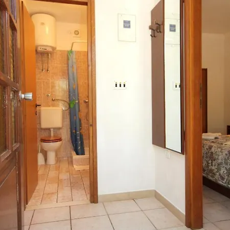 Appartement With A Parking Space Zrnovska Banja, Korcula - 9226 *