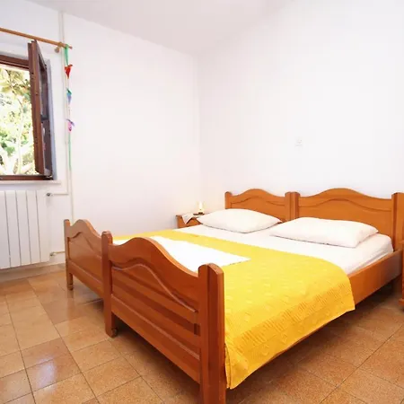 With Parking Spaces Zrnovska Banja, Korcula - 9226