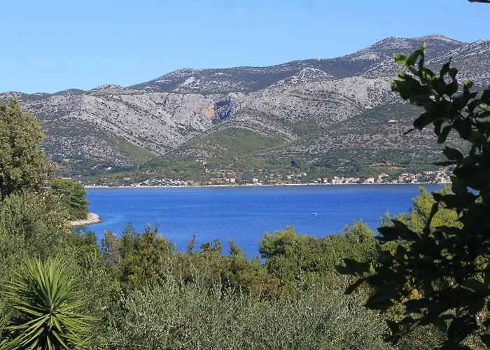 With Parking Spaces Zrnovska Banja, Korcula - 9226 Apartment Zrnovo