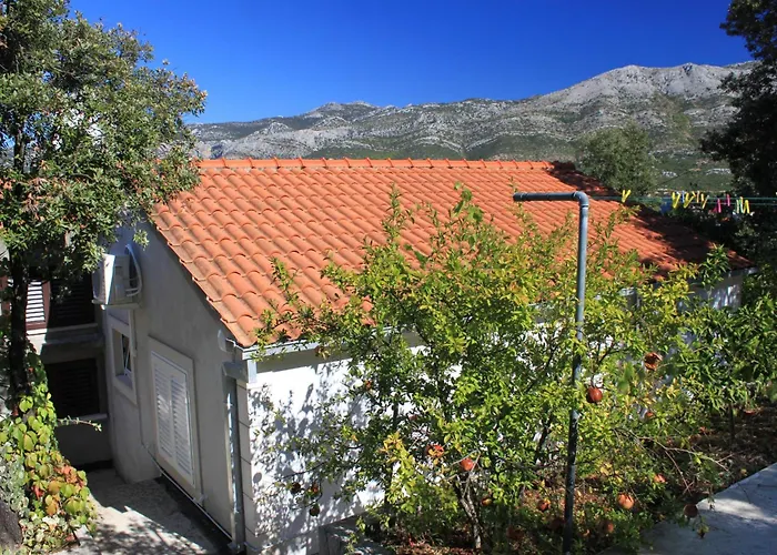 Apartment With Parking Spaces Zrnovska Banja, Korcula - 9226 Zrnovo